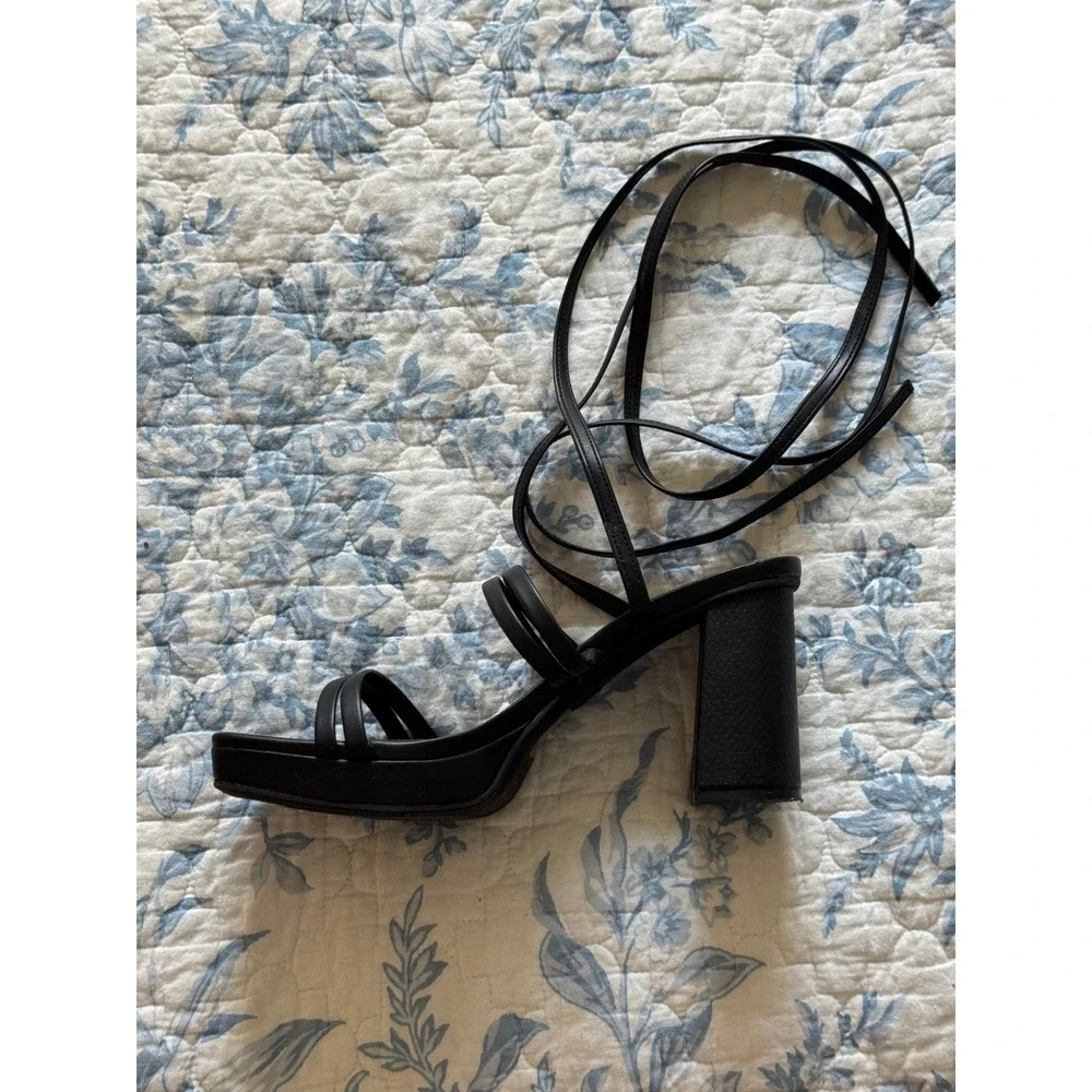 A New Day Black Strappy Lace Up Block Heel Platform Sandals Womens Size 8